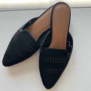 Universal Threads Black Woven Loafers/Flats, Size 8